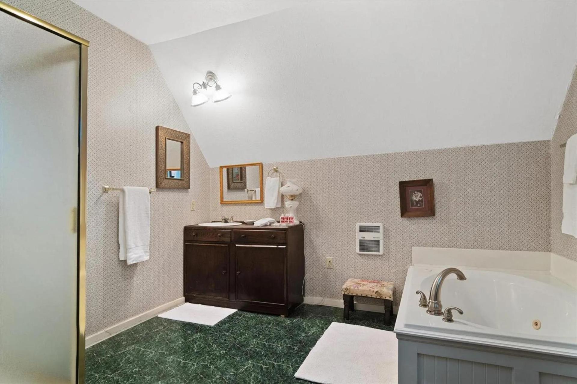 Four Winds Victorian Venue & Suites Bonham Номер фото